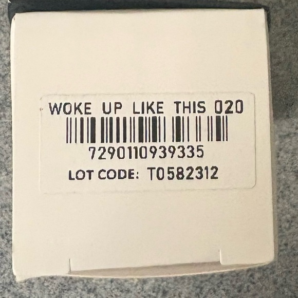 IL MAKIAGE WOKE UP LIKE THIS FACE FOUNDATION. NWT. - Picture 8 of 8